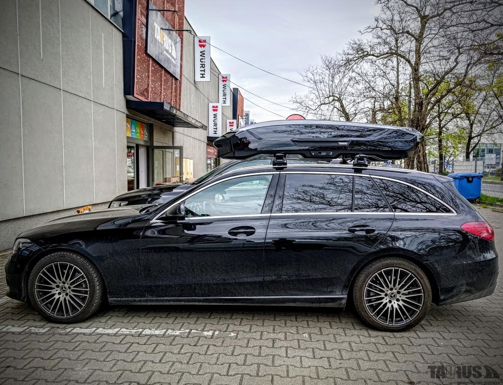 Boxy Mercedes E-Class (W214) 2024