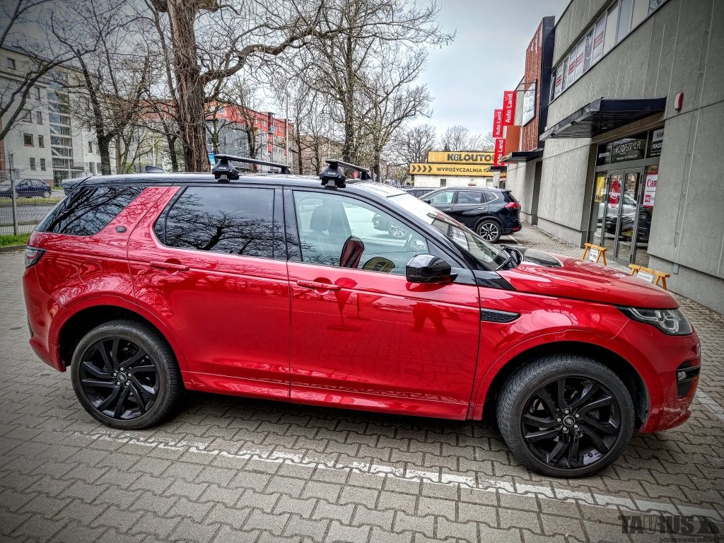 Bagażniki i akcesoria Land Rover Discovery Sport 2023