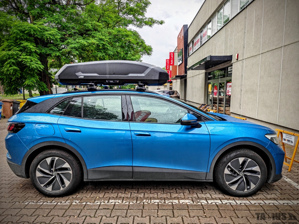 Boxy Volkswagen ID.4 2025