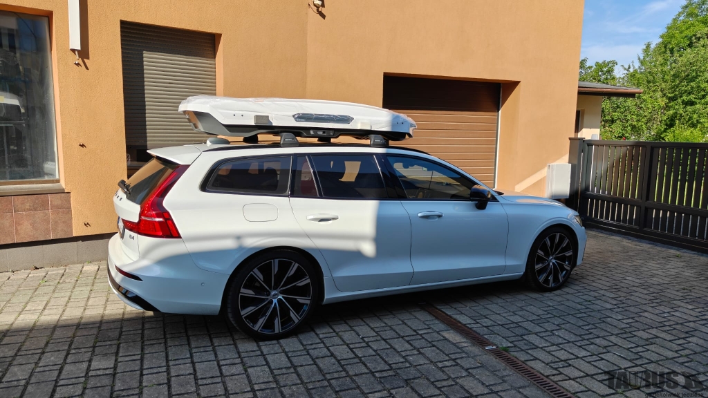 Boxy Volvo V60 II 2024