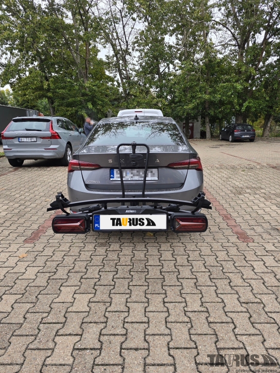 Platformy rowerowe na hak Skoda Octavia IV 2026